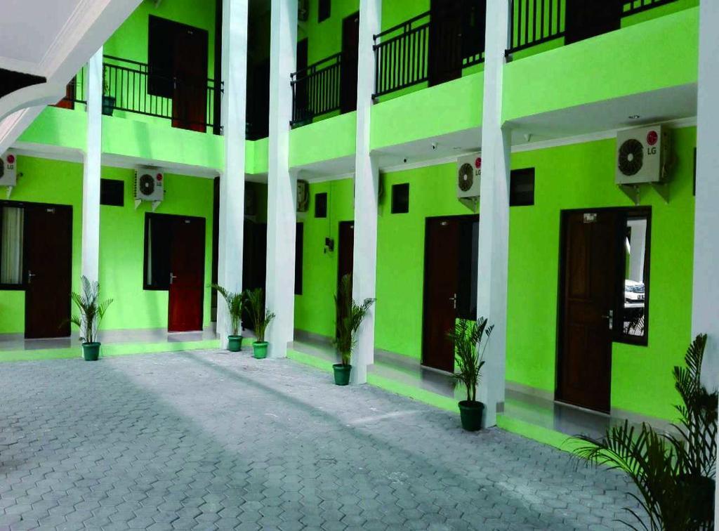 Hotel The Greenhouse Yogyakarta Exterior foto